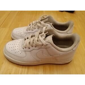 Size 10 - Nike Air Force 1 Low White Gum DJ2739-100